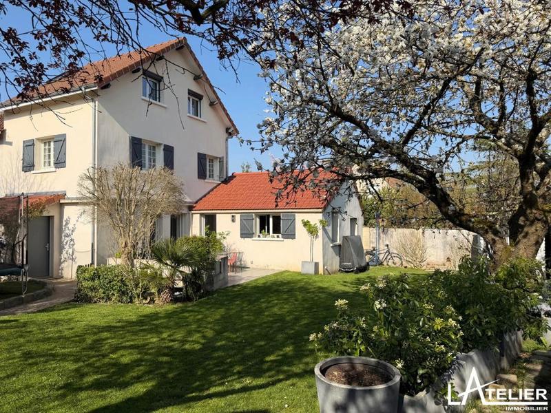 Maison - 129 m² - 6 pièces