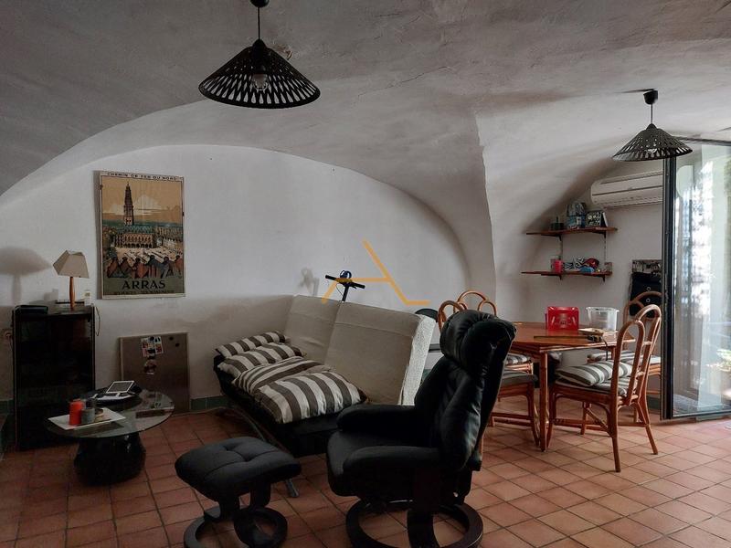 Maison de village - 229 m² - 7 pièces