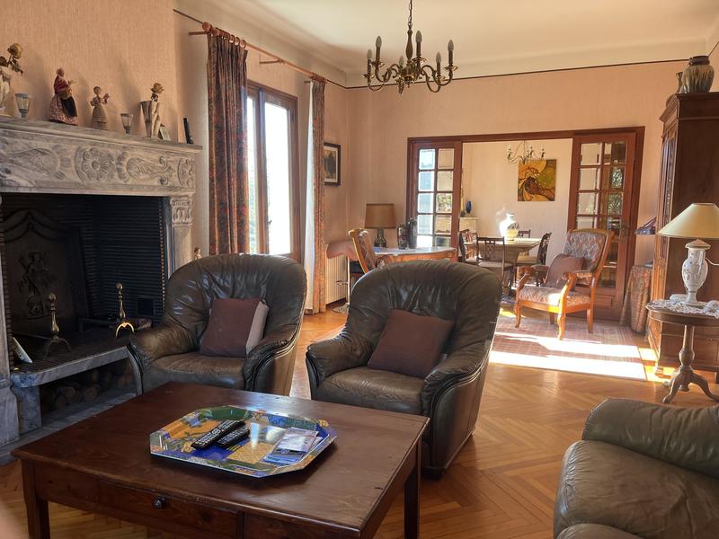 Maison - 186 m² - 5 pièces