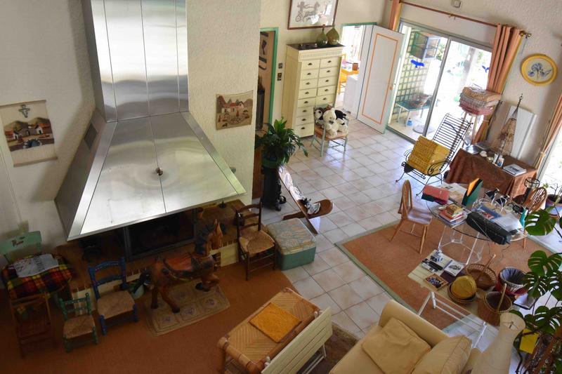 Maison traditionnelle - 202 m² - 8 pièces