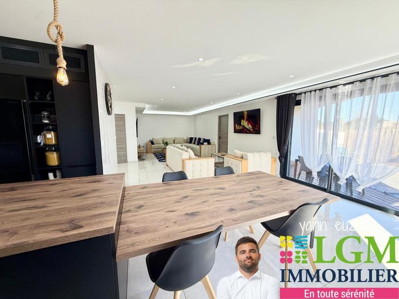 Maison - 156 m² - 5 pièces