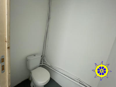 Local commercial - 90 m² - 1 pièce