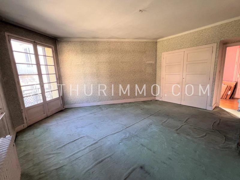 Appartement - 183 m² - 6 pièces