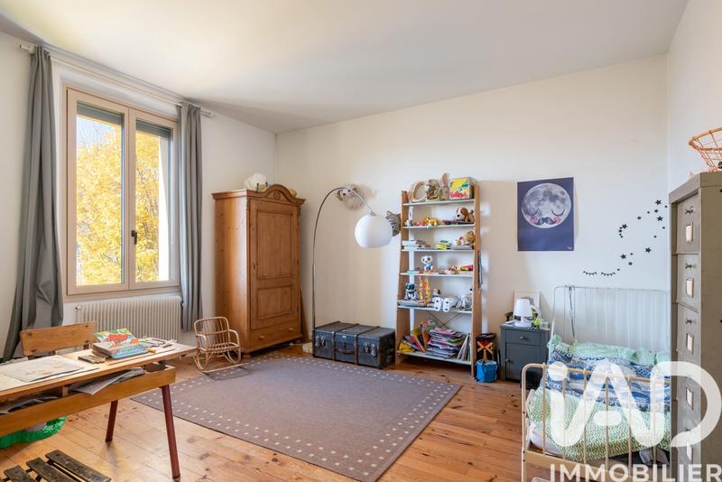 Maison - 176 m² - 7 pièces