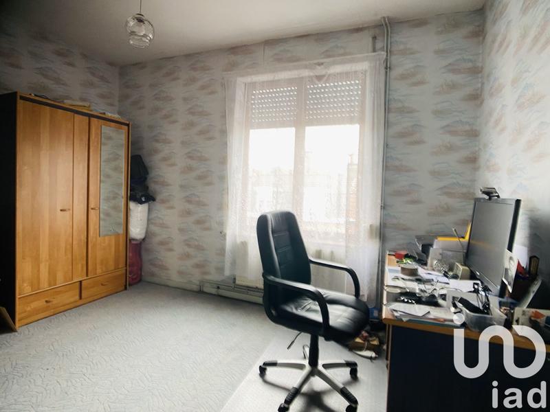 Maison - 99 m² - 5 pièces