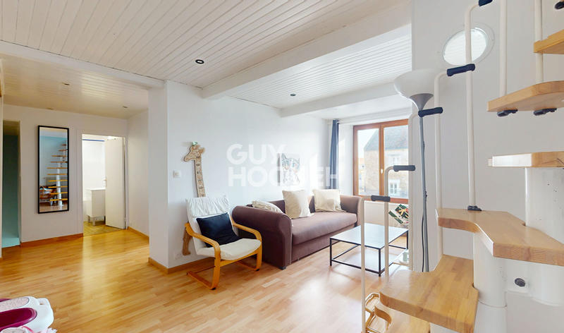 Maison - 180 m² - 6 pièces