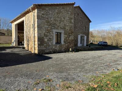 Maison - 144 m² - 6 pièces