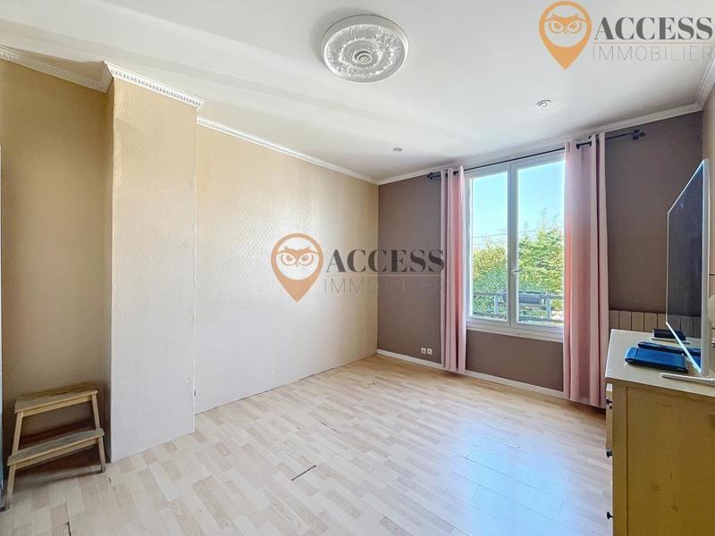 Maison - 111 m² - 5 pièces