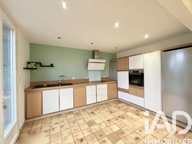 Maison - 163 m² - 7 pièces