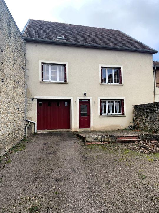Maison de village - 140 m² - 5 pièces