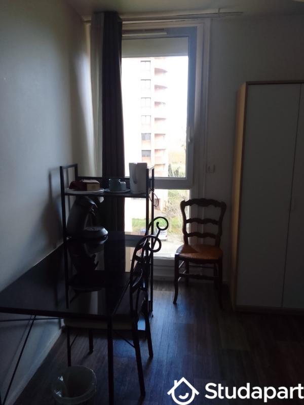 Chambre - 14 m² - 1 pièce