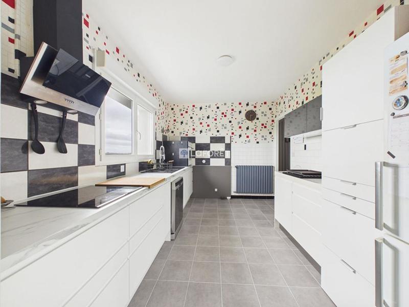 Maison - 175 m² - 8 pièces