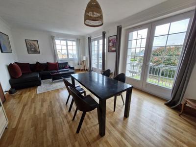Maison - 140 m² - 7 pièces