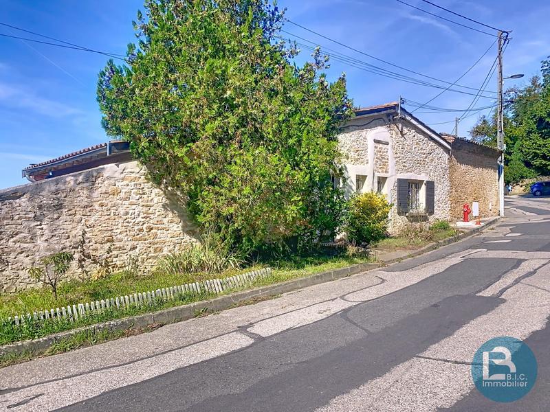 Appartement - 103 m² - 4 pièces