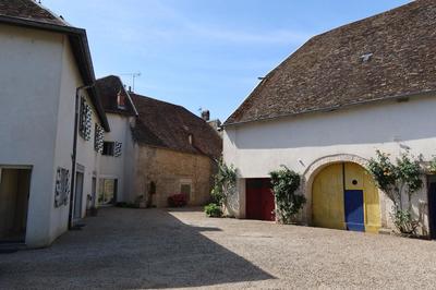 Maison en pierre - 155 m² - 6 pièces