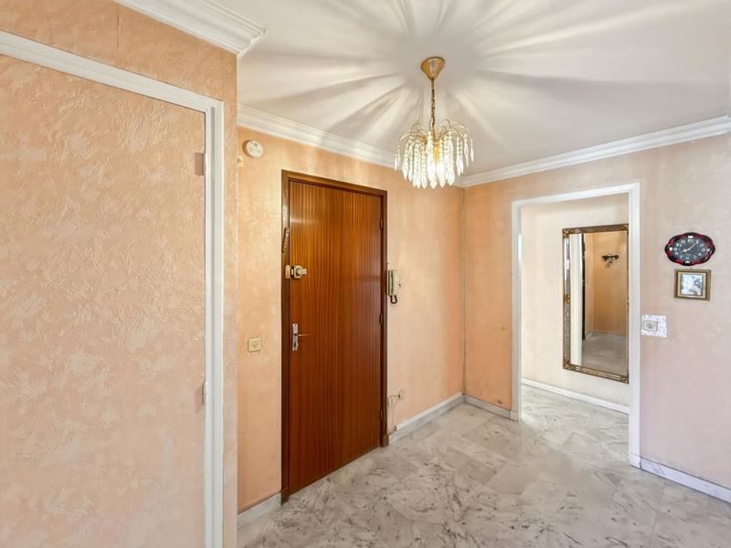 Appartement - 85 m² - 4 pièces