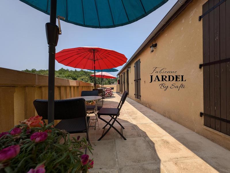 Maison - 292 m² - 10 pièces