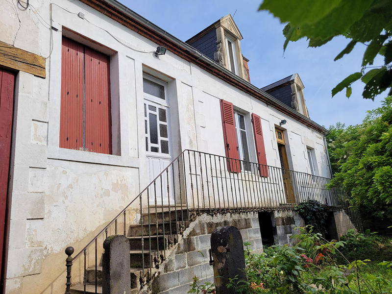 Maison - 146 m² - 8 pièces