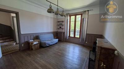 Maison - 149 m² - 7 pièces