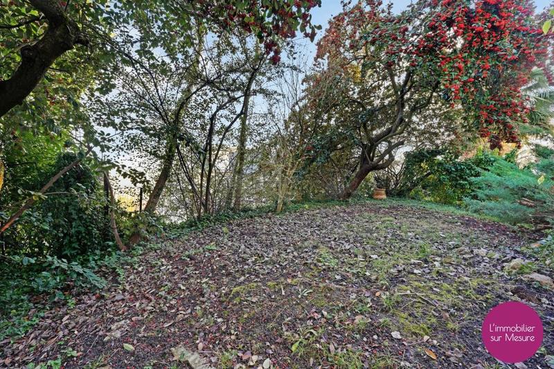 Appartement - 80 m² - 3 pièces