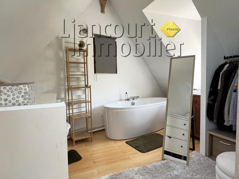 Maison - 144 m² - 6 pièces