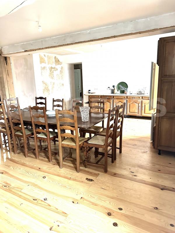 Corps de ferme - 179 m² - 8 pièces