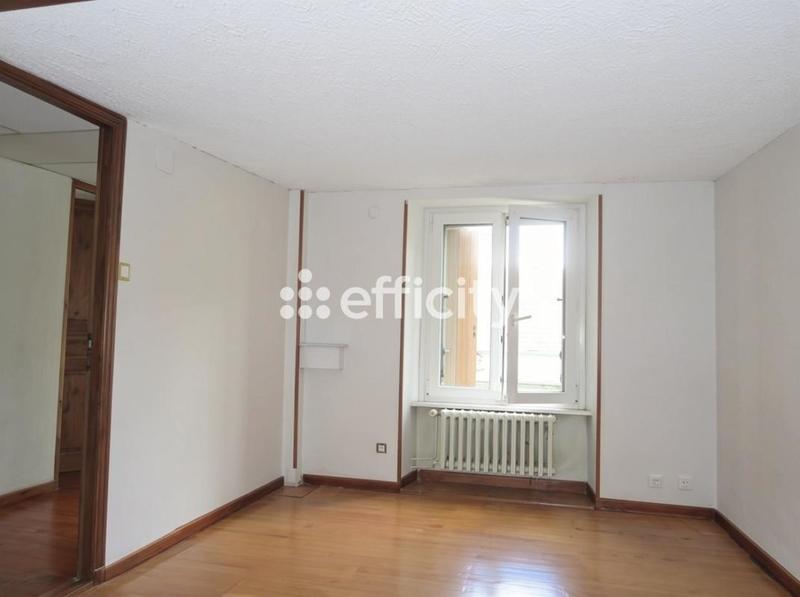 Appartement - 112 m² - 5 pièces