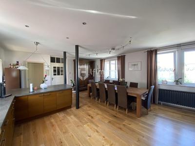 Maison - 171 m² - 7 pièces