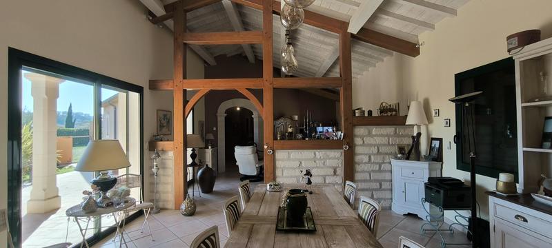 Villa - 160 m² - 5 pièces