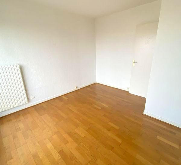 Appartement - 75 m² - 4 pièces