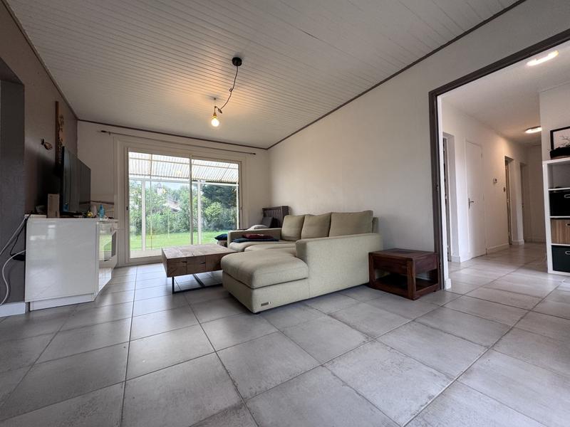 Maison - 94 m² - 5 pièces