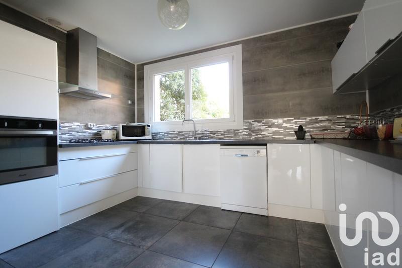 Maison - 215 m² - 7 pièces