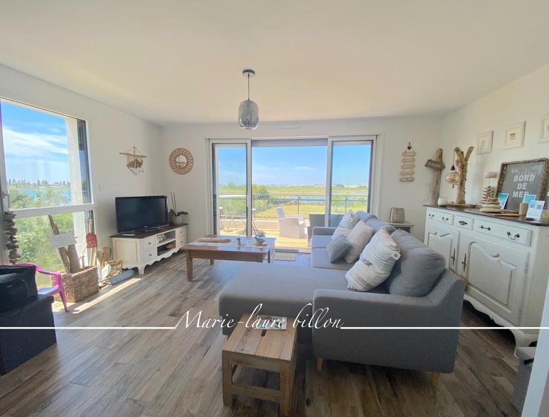 Maison - 232 m² - 8 pièces