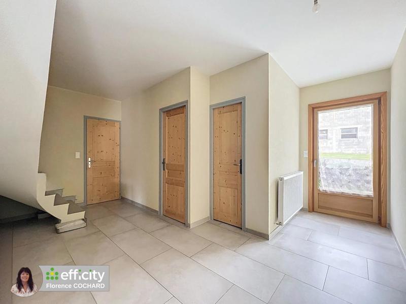 Appartement - 110 m² - 2 pièces