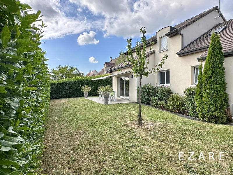 Maison - 180 m² - 8 pièces