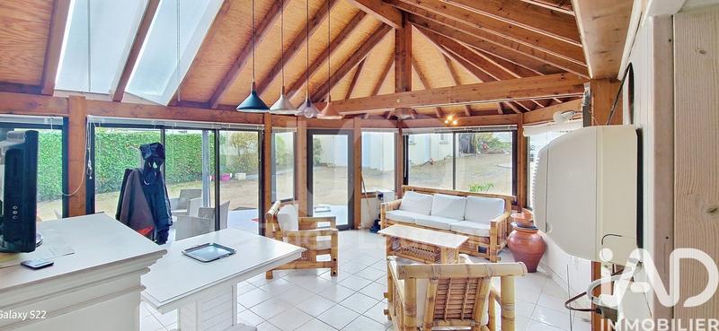 Maison - 182 m² - 7 pièces