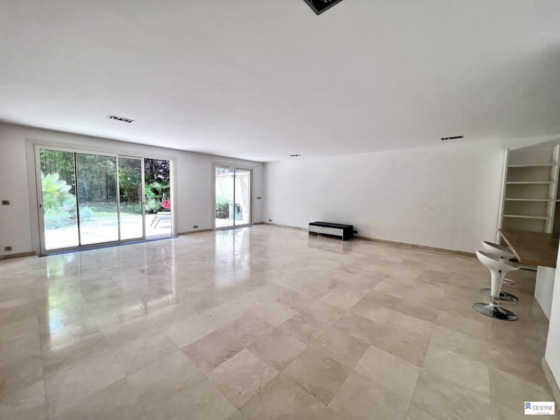 Duplex - 170 m² - 6 pièces