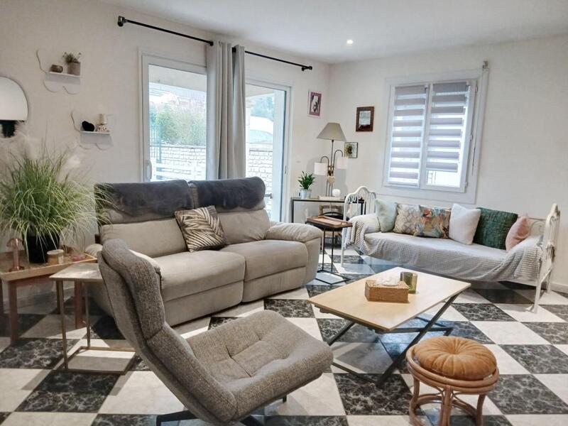 Maison - 102 m² - 4 pièces