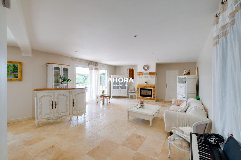 Villa - 167 m² - 7 pièces