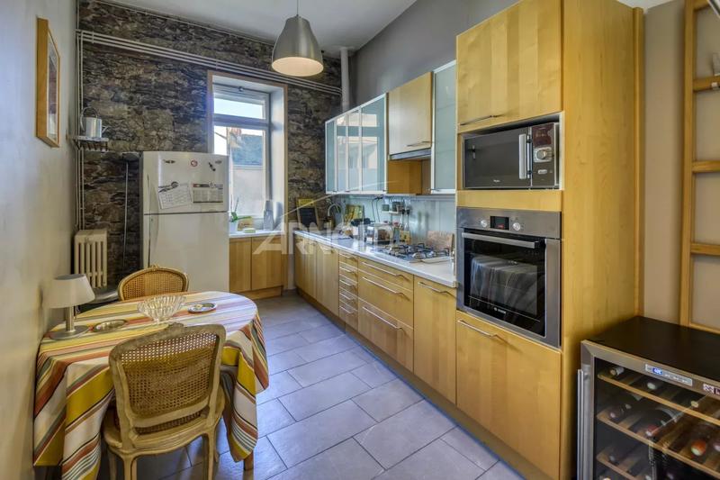 Appartement - 108 m² - 4 pièces