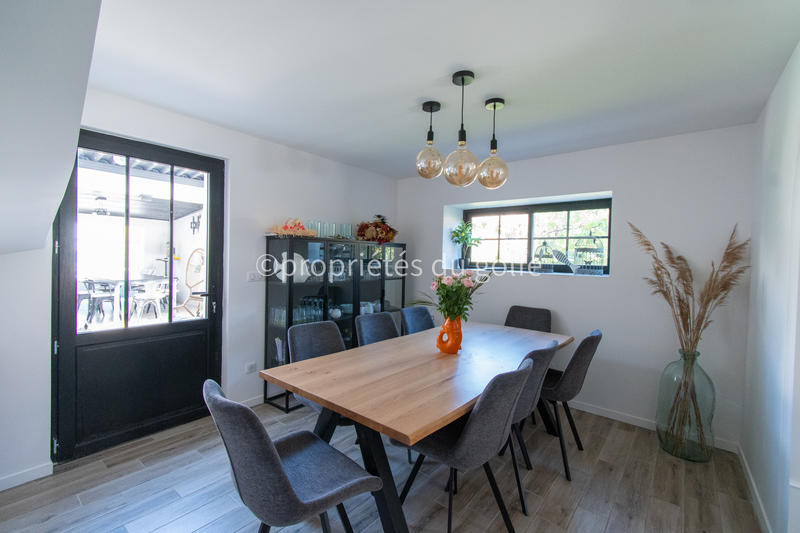 Maison - 138 m² - 8 pièces