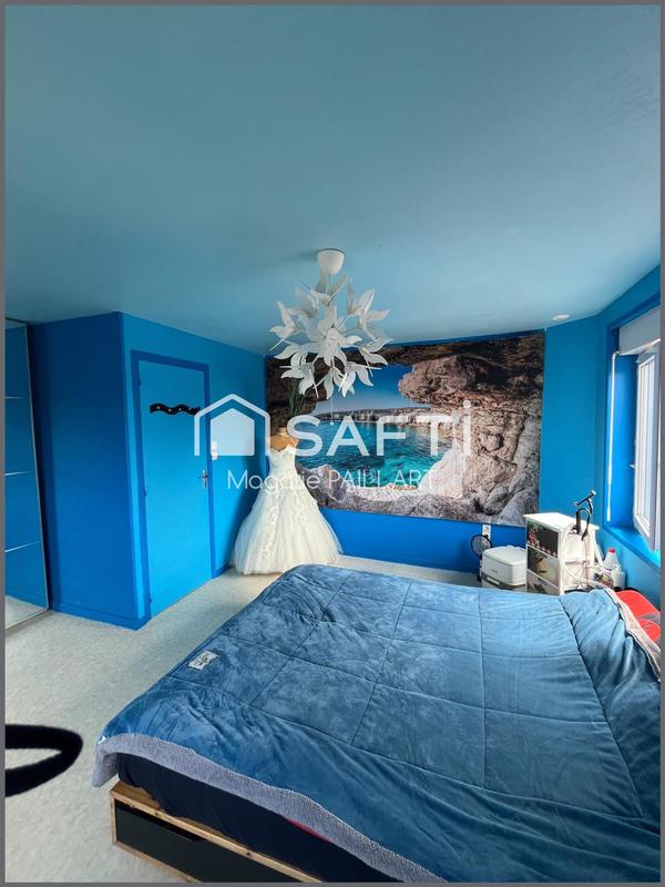 Maison - 166 m² - 10 pièces