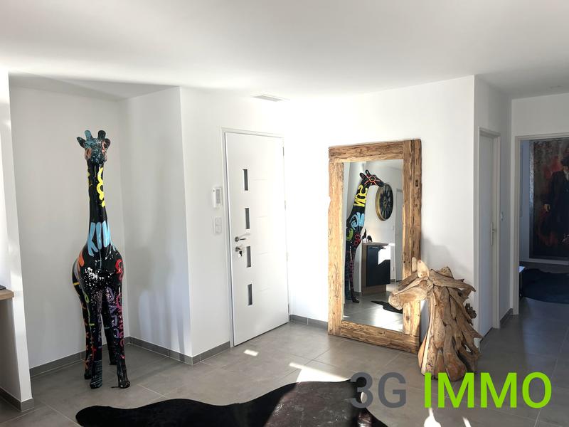 Villa - 95 m² - 4 pièces