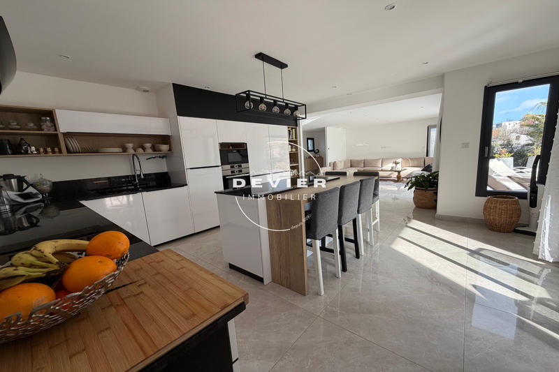 Maison contemporaine - 152 m² - 6 pièces