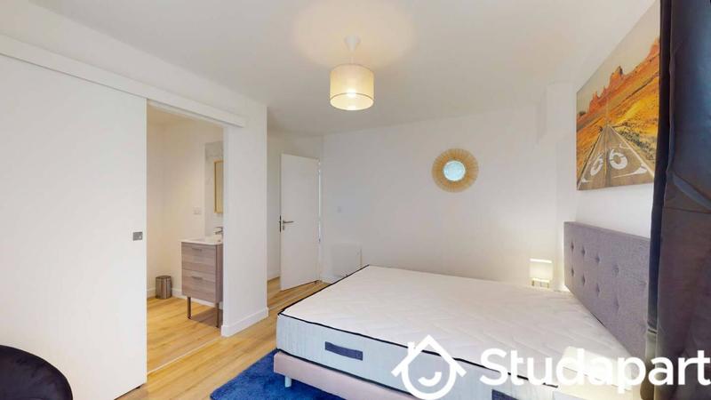 Chambre - 10 m² - 1 pièce