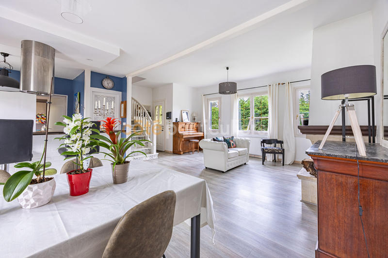 Maison - 160 m² - 6 pièces