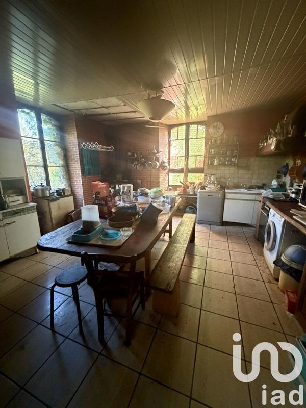 Maison - 240 m² - 10 pièces