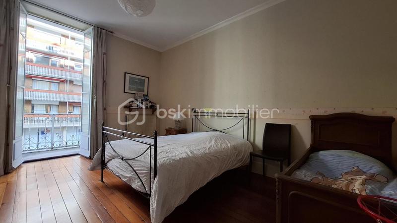 Appartement - 141 m² - 5 pièces