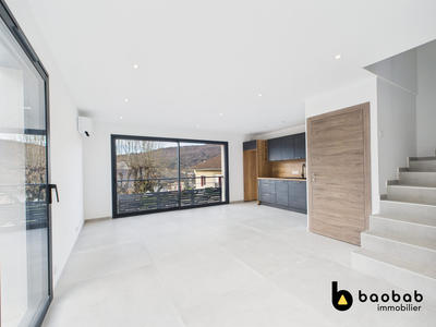 Maison - 106 m² - 4 pièces