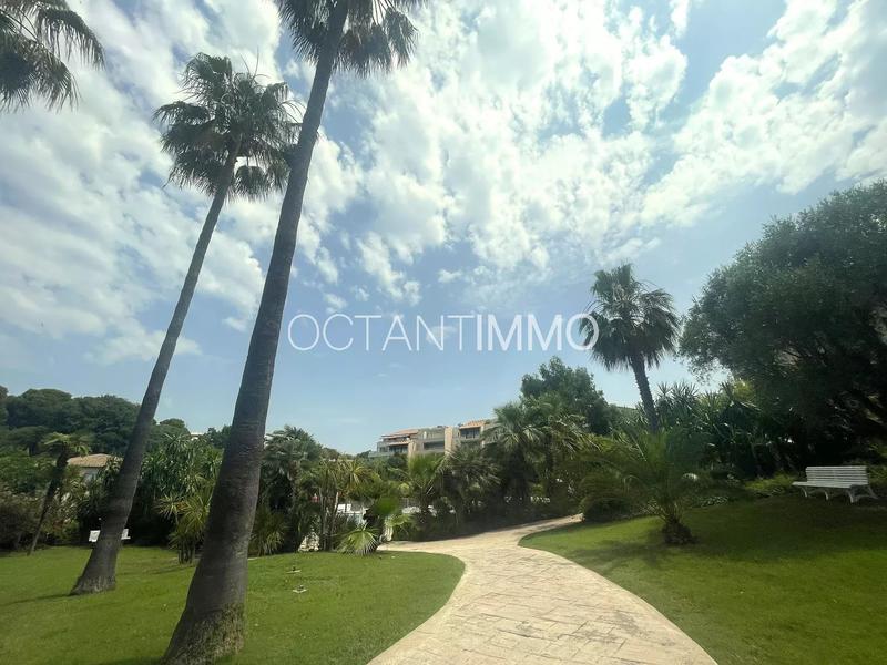 Appartement - 114 m² - 4 pièces